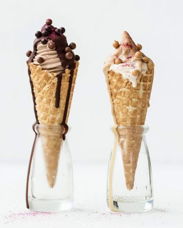 70款创意蛋糕设计(这40款简约风蛋糕)(33)