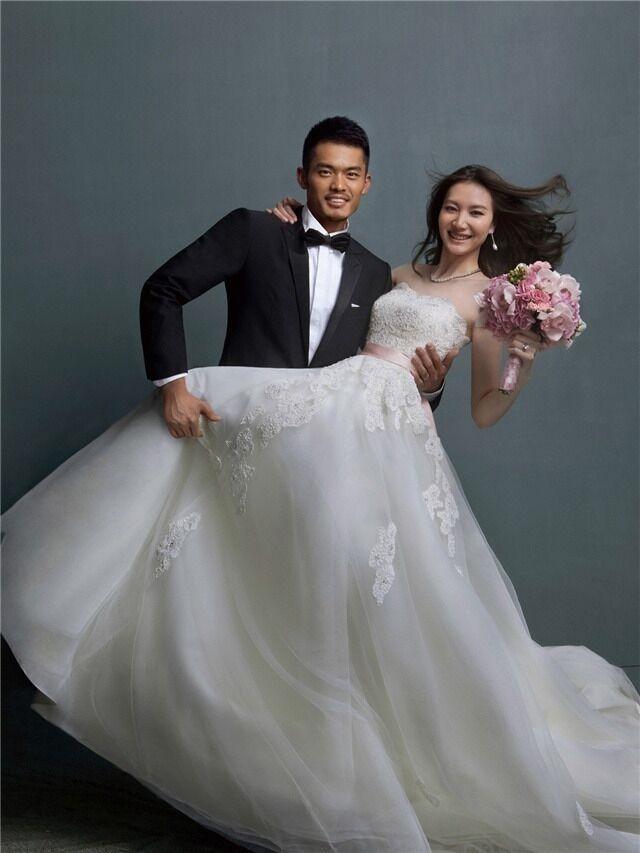 谢杏芳好幸福！尽情享受鲍鱼，涂抹艳丽指甲油，林丹对她温柔表白