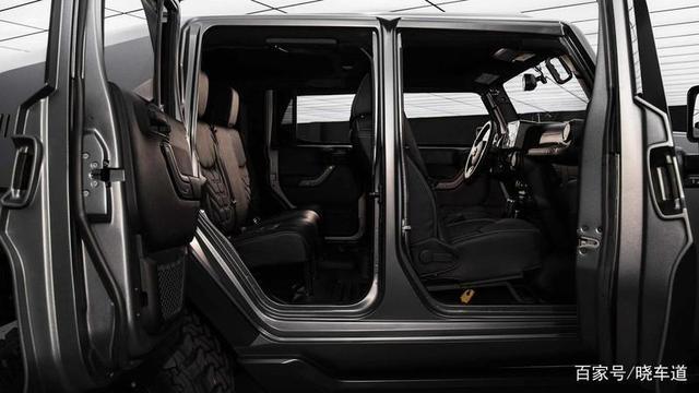 军用级高性能越野SUV,Rezvani Tank可选防弹装甲及夜视系统-