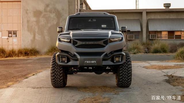 军用级高性能越野SUV,Rezvani Tank可选防弹装甲及夜视系统-