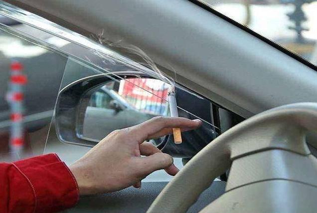 车载神器▏吸烟者必备的车载烟灰缸-