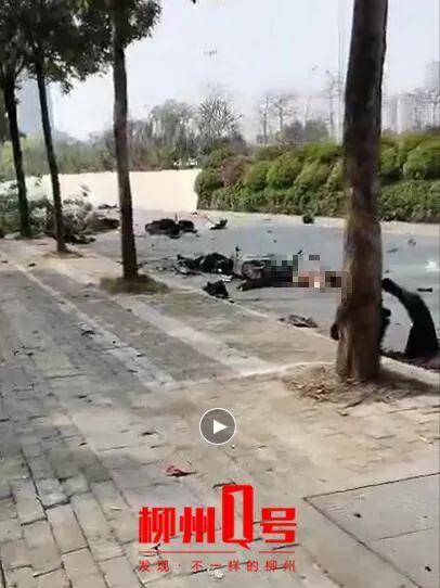 突发!已致4死6伤!南宁无牌suv撞上多名行人和电动车骑手,通报来了-