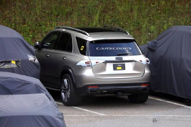 全新奔驰PHEV SUV车型将于年底亮相,还将推出一款全新的奔驰GLS-