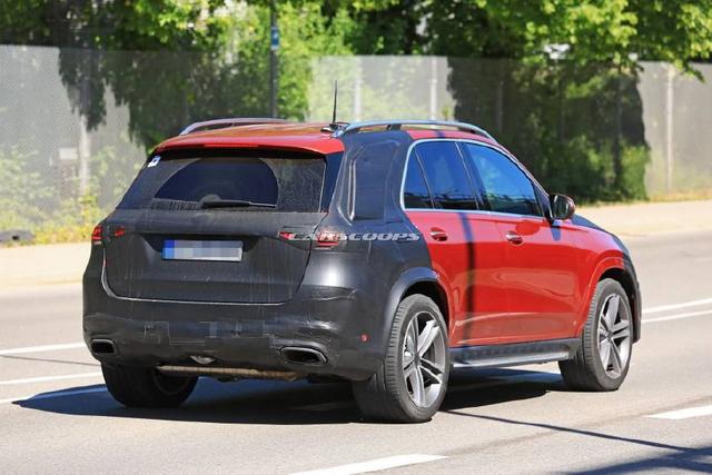 全新奔驰PHEV SUV车型将于年底亮相,还将推出一款全新的奔驰GLS-