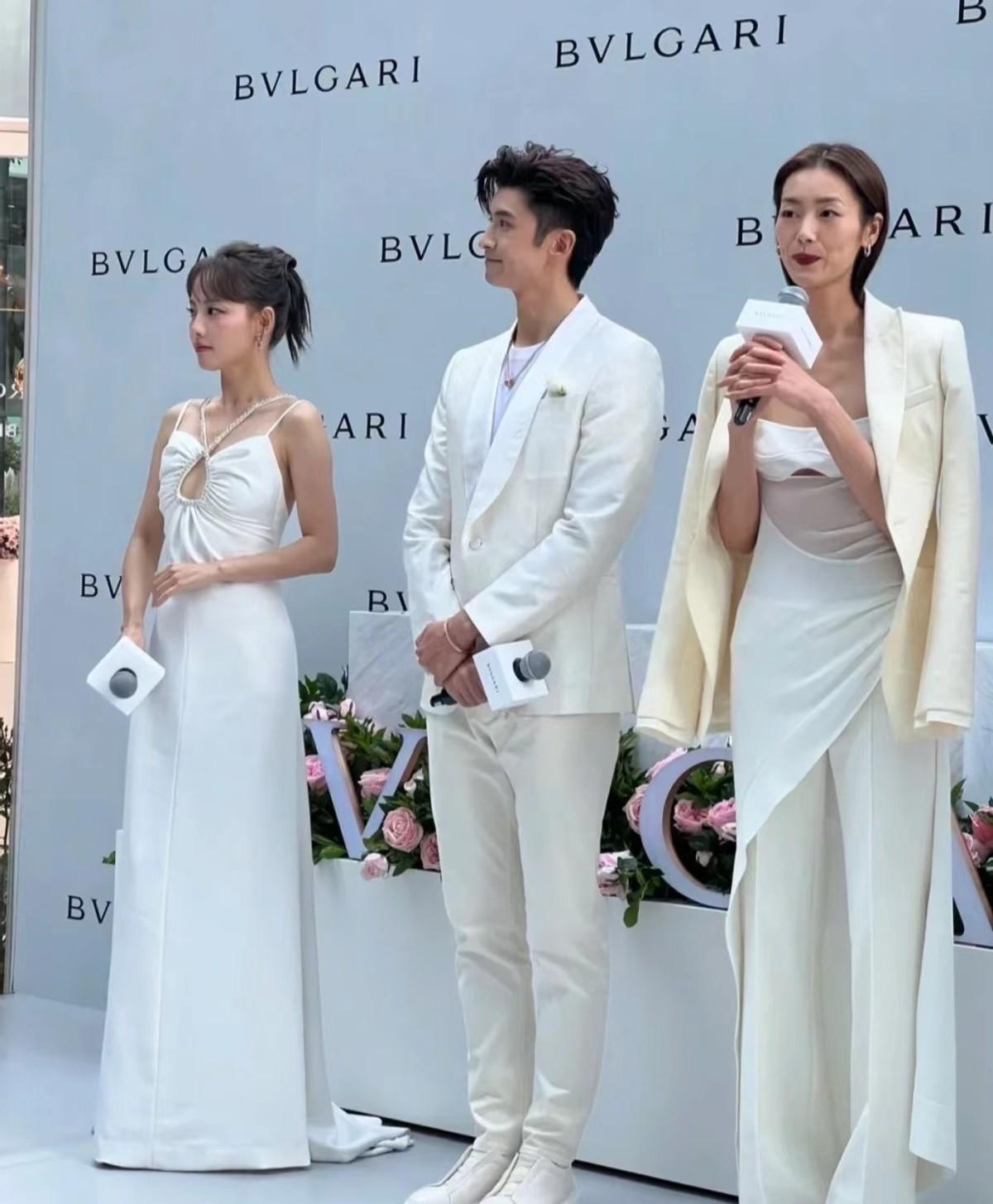 明星最新活动生图!白鹿在宝格丽活动上好惊艳,完胜刘雯张嘉倪