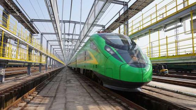 高铁大规模建设前的大量「绿皮车」去向如何?-