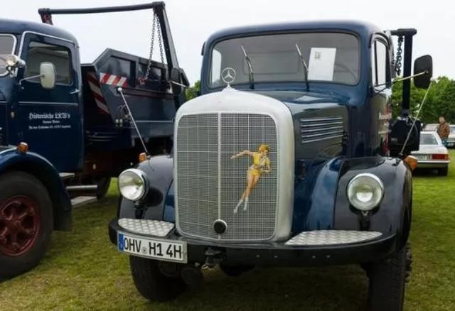 中国重型卡车十大公司VS世界五大重型卡车公司-