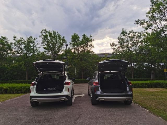 18款相比20款,英菲尼迪QX50提新款比老款屏幕灵敏了很多-