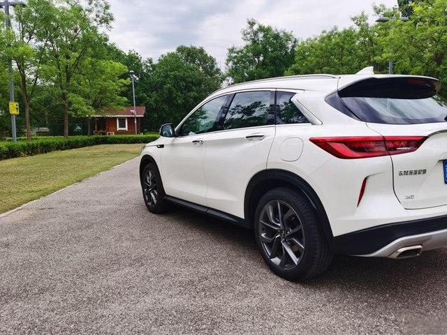 18款相比20款,英菲尼迪QX50提新款比老款屏幕灵敏了很多-