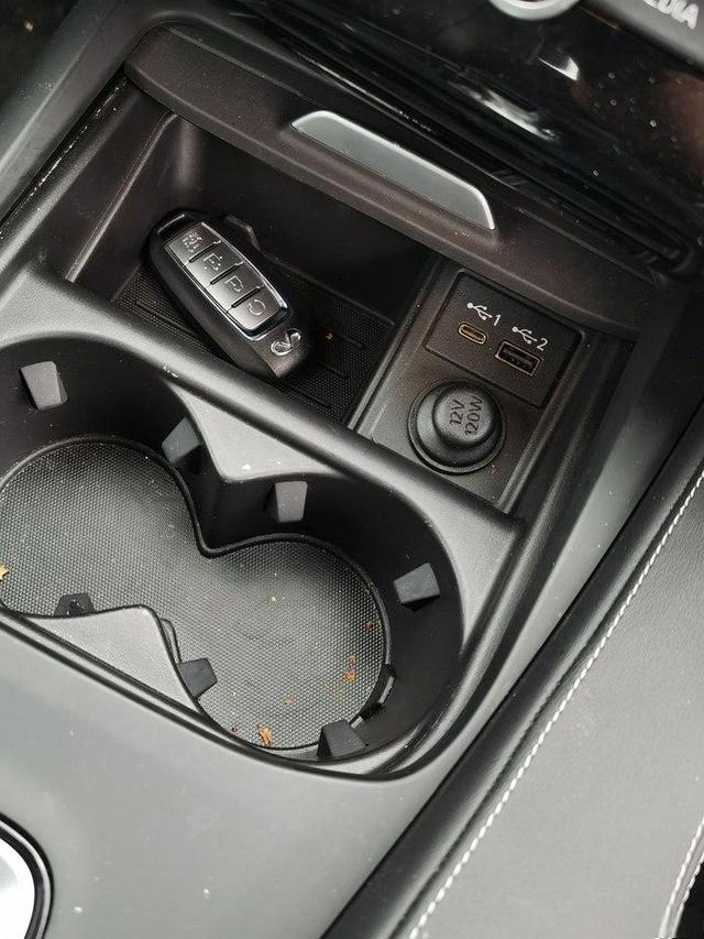 18款相比20款,英菲尼迪QX50提新款比老款屏幕灵敏了很多-