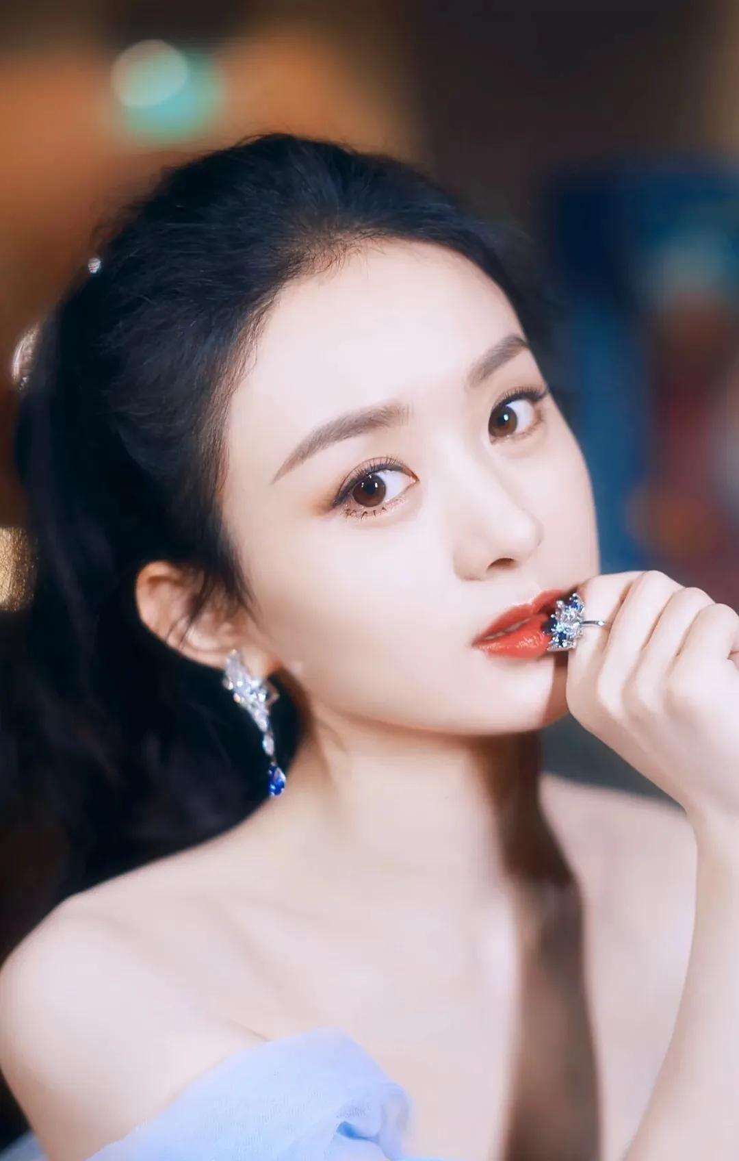 赵丽颖:从普通女孩到演艺圈巨星的成长之路