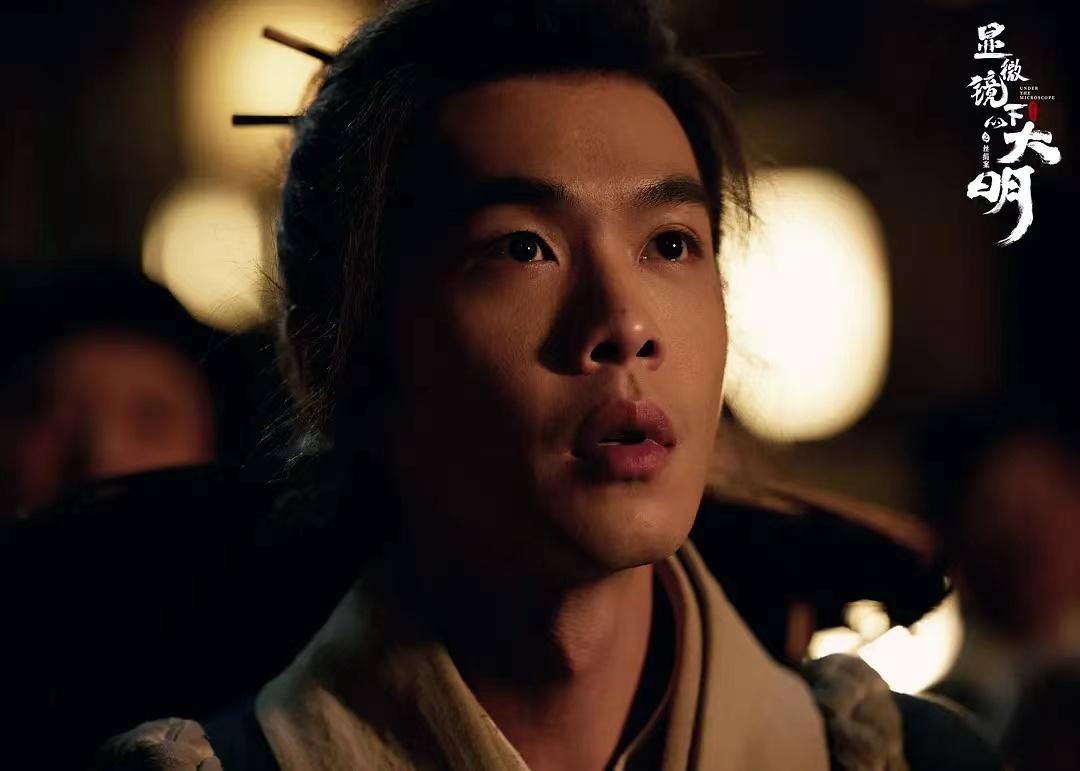 同样演“一根筋”，张若昀与宋威龙对比，差异很明显