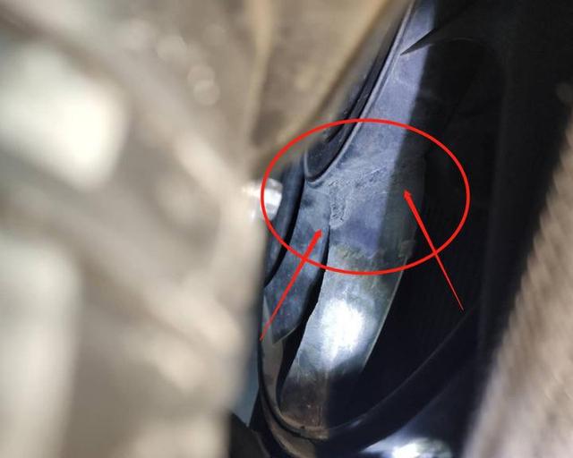 曾经最快的自吸SUV,这辆30万的吉普大切诺基SRT能买吗?-