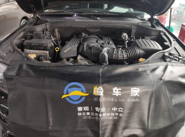 曾经最快的自吸SUV,这辆30万的吉普大切诺基SRT能买吗?-