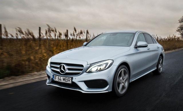 奔驰C车主苦涩,才开四年掉价二十万,买主:过年访友就靠它-