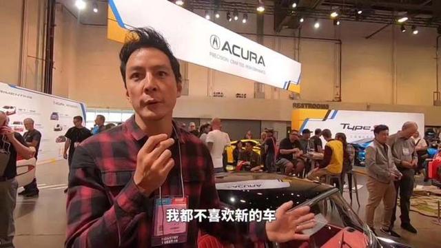 奔驰C车主苦涩,才开四年掉价二十万,买主:过年访友就靠它-