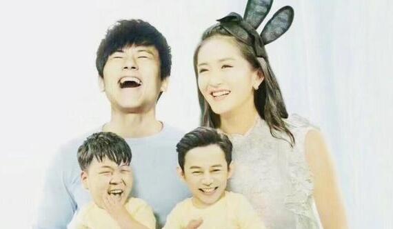 张杰晒所谓全家福,好友好奇女儿们长什么样,点开一看服了