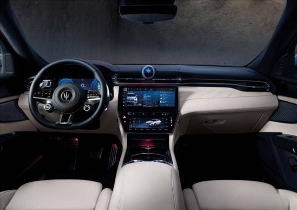 最“平民”玛莎拉蒂SUV来了,全系配2.0T+8DCT-