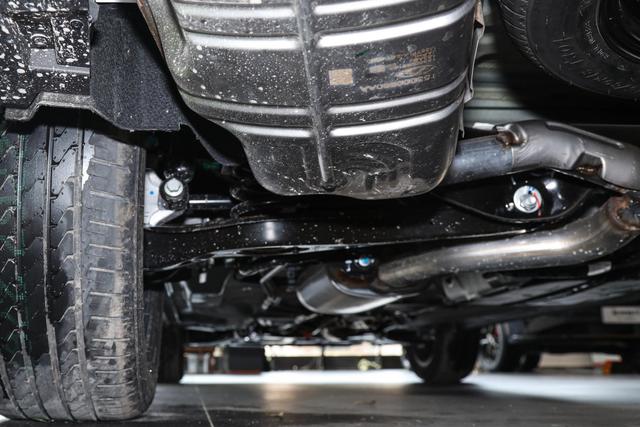 奇瑞终于良心了，不到18万起，起步261马力，带你看星途揽月-