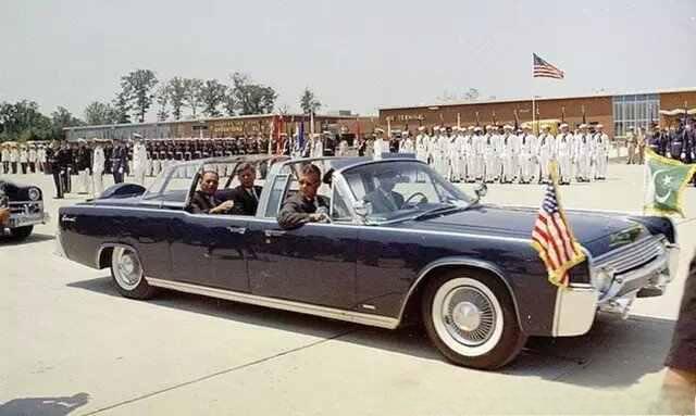 林肯suv怎么样_好不好，开林肯的都是什么人群-