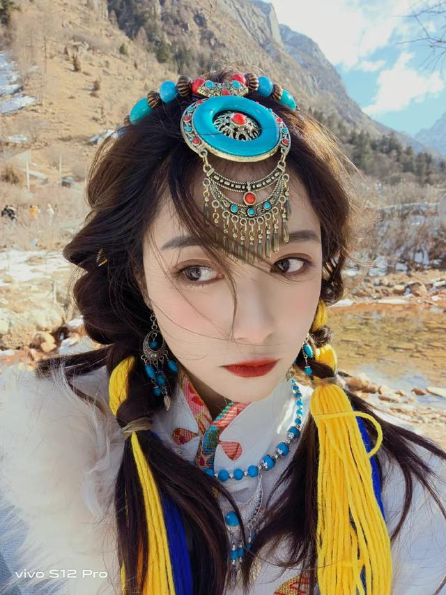 荣耀50和vivos10pro哪个拍照好（vivos12pro和荣耀60pro哪个好）