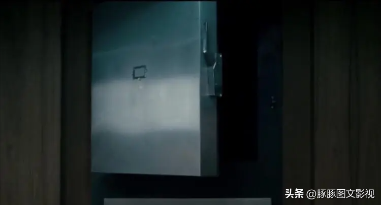 胆小慎入!当年恐怖指数排名No.2的惊悚电影《无名女尸》