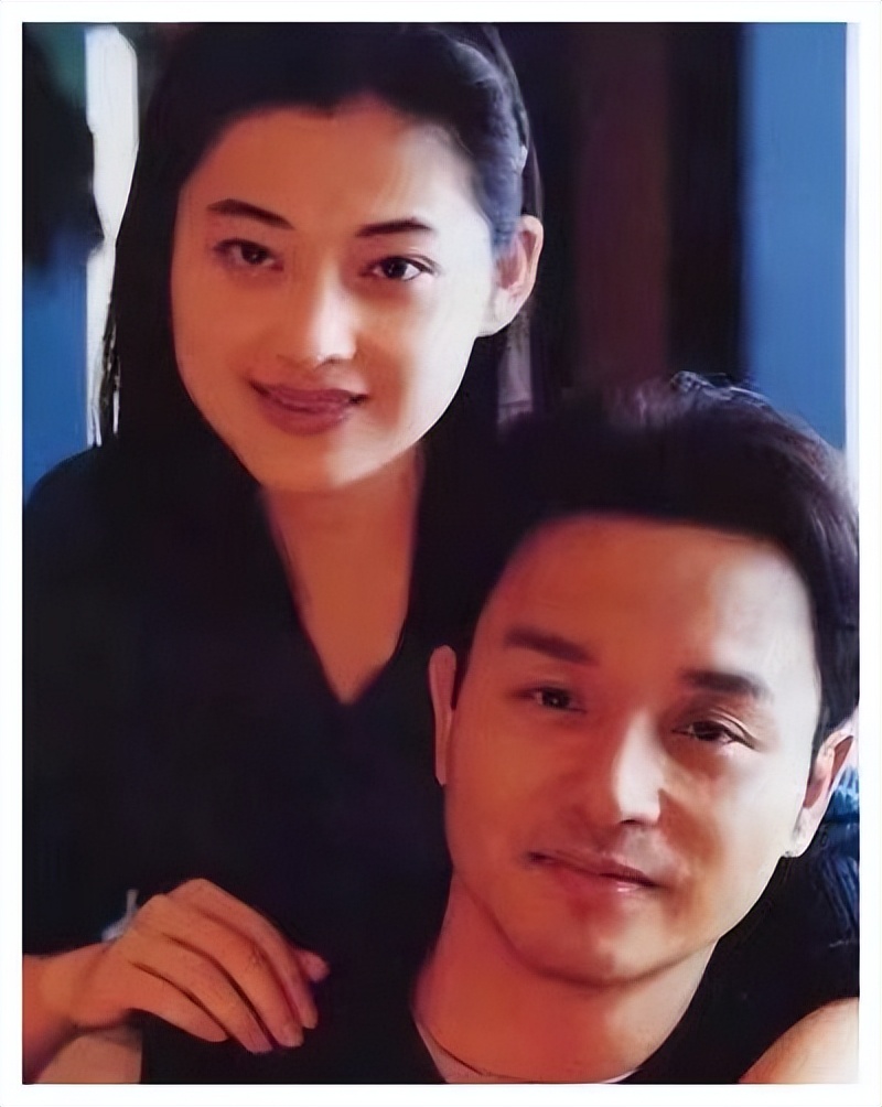 离婚17年后,再看梅婷和鄢颇现如今的境遇,两人的差距实在太明显