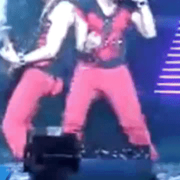 疯狂!炎亚纶向男网红道歉痛哭,男网红崩溃:他执意进入我的身体