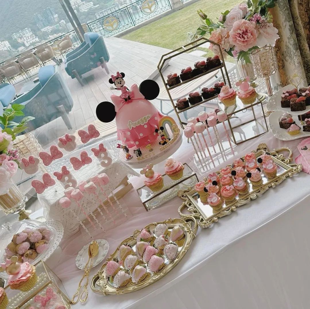 杨受成孙女豪宅办生日趴！儿媳至今未入豪门靠卖旧货过成这样