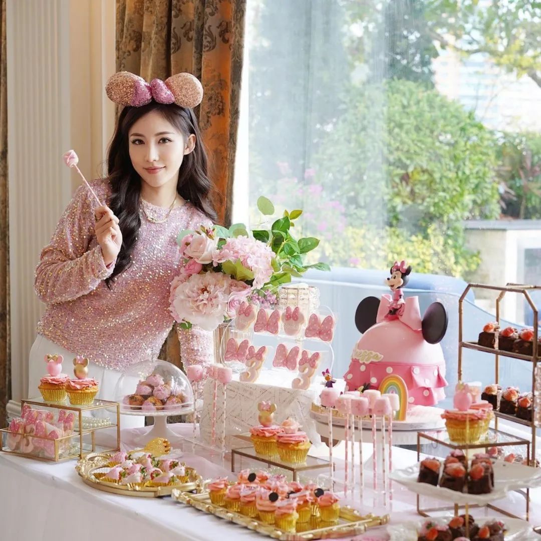 杨受成孙女豪宅办生日趴！儿媳至今未入豪门靠卖旧货过成这样