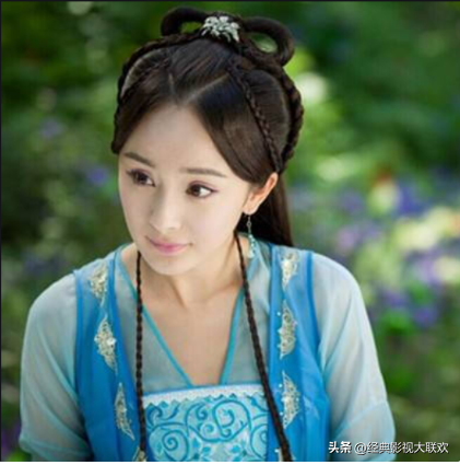 杨幂桃色情史被爆，四处留情隐秘恋爱，把16个男人玩弄于手掌之中