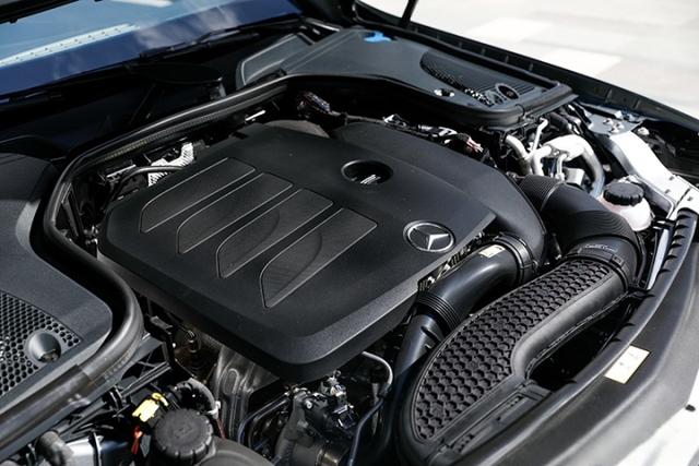 二手高颜值轿跑车不能错过2020款奔驰E2604MATIC!-