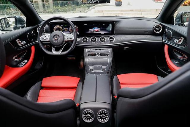 二手高颜值轿跑车不能错过2020款奔驰E2604MATIC!-