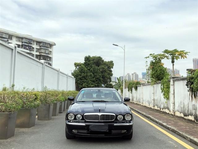 05年的老捷豹为什么还值30万？锦和汽车商业中心带你看二手捷豹XJ8-