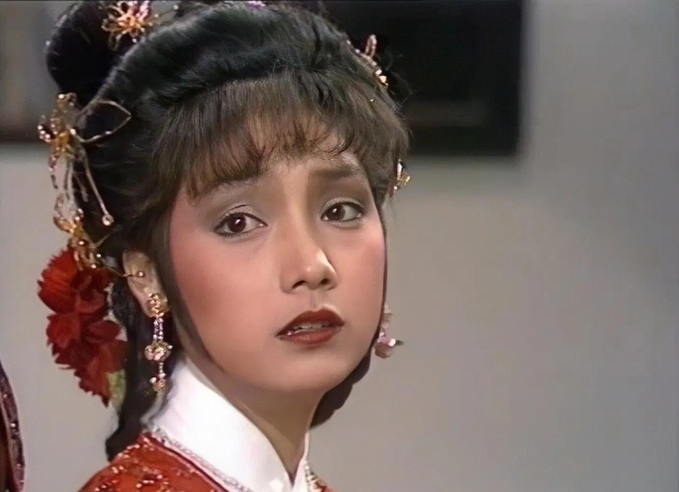 戚美珍:为翁美玲之死背锅多年,嫁给苗侨伟后一生幸福