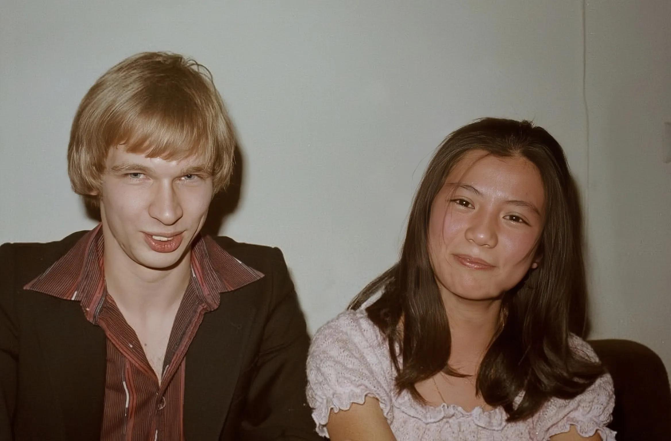 戚美珍:为翁美玲之死背锅多年,嫁给苗侨伟后一生幸福