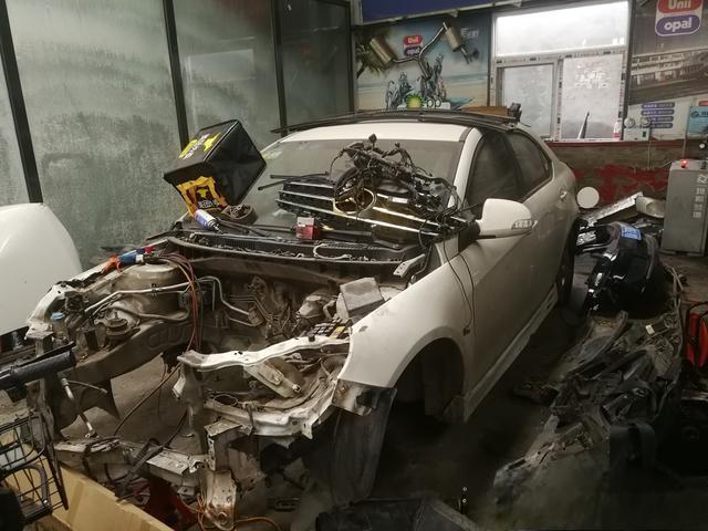 二手车市场里那些严重事故车最后都卖给谁去了?-