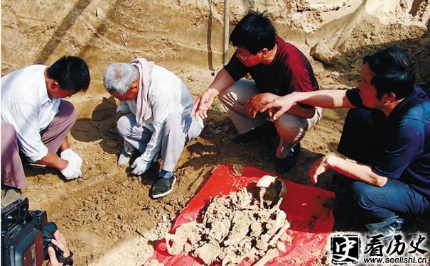 张之洞尸体挖掘现场