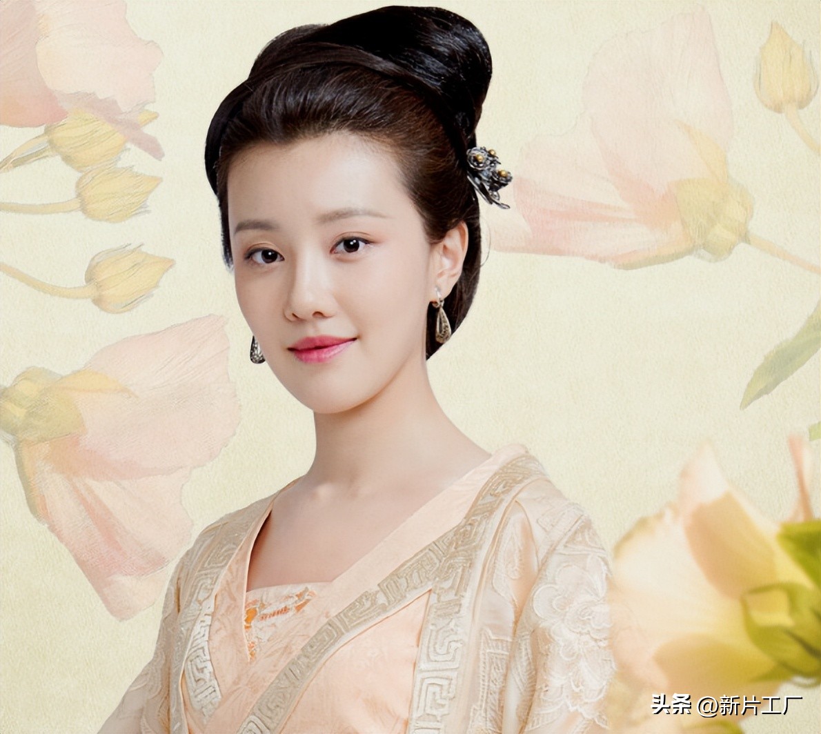 央视点评《莲花楼》,短短三个字,狠狠戳中观众心巴