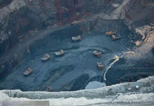 和平钻石矿坑怎么进？和平矿洞-第1张图片-