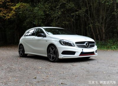 ​奔驰A250评测：舒适性的倾向，开起来相当扎实，车身没有太多异音