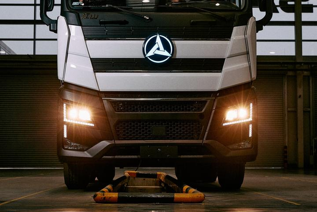 三一重卡620马力新朱宏独孤求败？直接叫板国产奔驰重卡！-