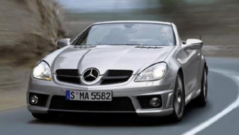 汽车：梅赛德斯奔驰SLK300，是一款双座跑车！-