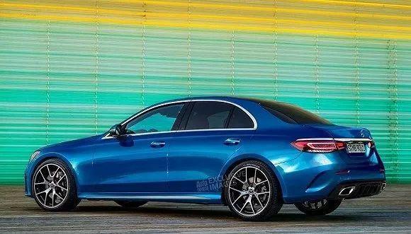 看完奔驰新C级创意广告后，网友调侃：确实是边跑边修-