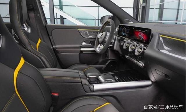 奔驰最美小钢炮,配上旗下最强四缸机,这简直是“无敌的存在”-