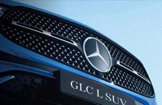 新款奔驰GLC正式上市:动力升级,售42.78万元起!-
