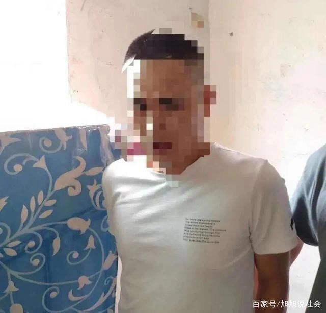 浙江:无知男偷盗40个奔驰立标,只为打制银手镯,4s店:不锈钢!-