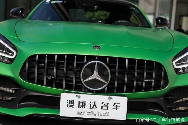 在深圳买二手梅赛德斯AMG GTR 到全球最大二手车展厅澳康达-