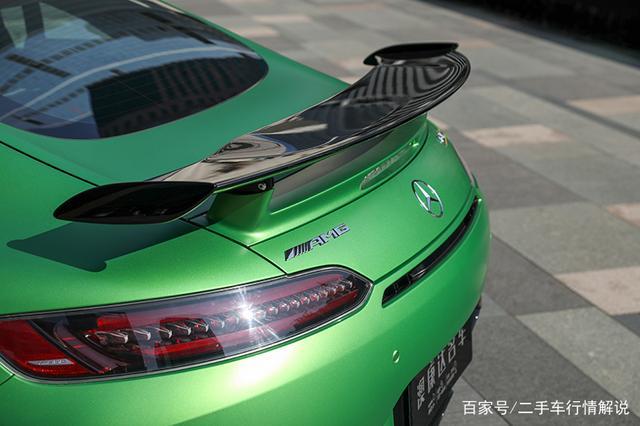 在深圳买二手梅赛德斯AMG GTR 到全球最大二手车展厅澳康达-