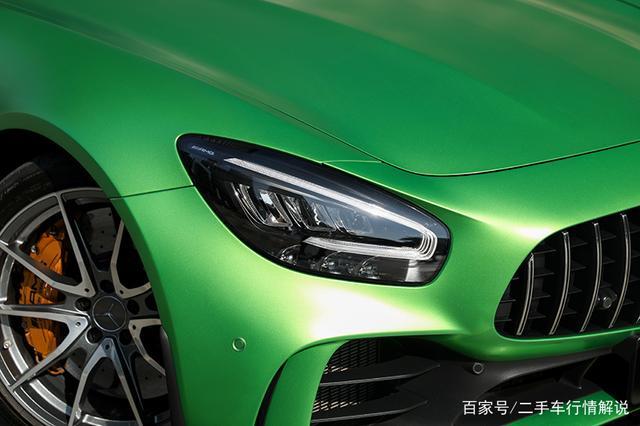 在深圳买二手梅赛德斯AMG GTR 到全球最大二手车展厅澳康达-